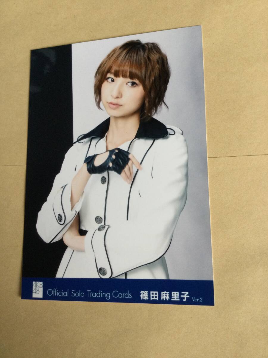 AKB48　　Official　Solo　Trading　Cards　　特典公式写真　　　篠田 麻里子　　ver2　　　即決有_画像1