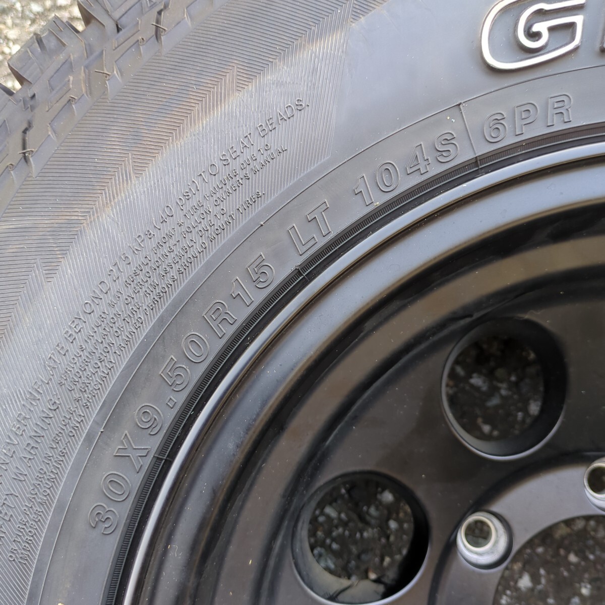 234-25☆タイヤのみでもOK 4本 美品ホイール ほぼ新品タイヤ 2023年製 30×9.50R15 104S 6PR ヨコハマ ジオランダー A/T G015_画像9