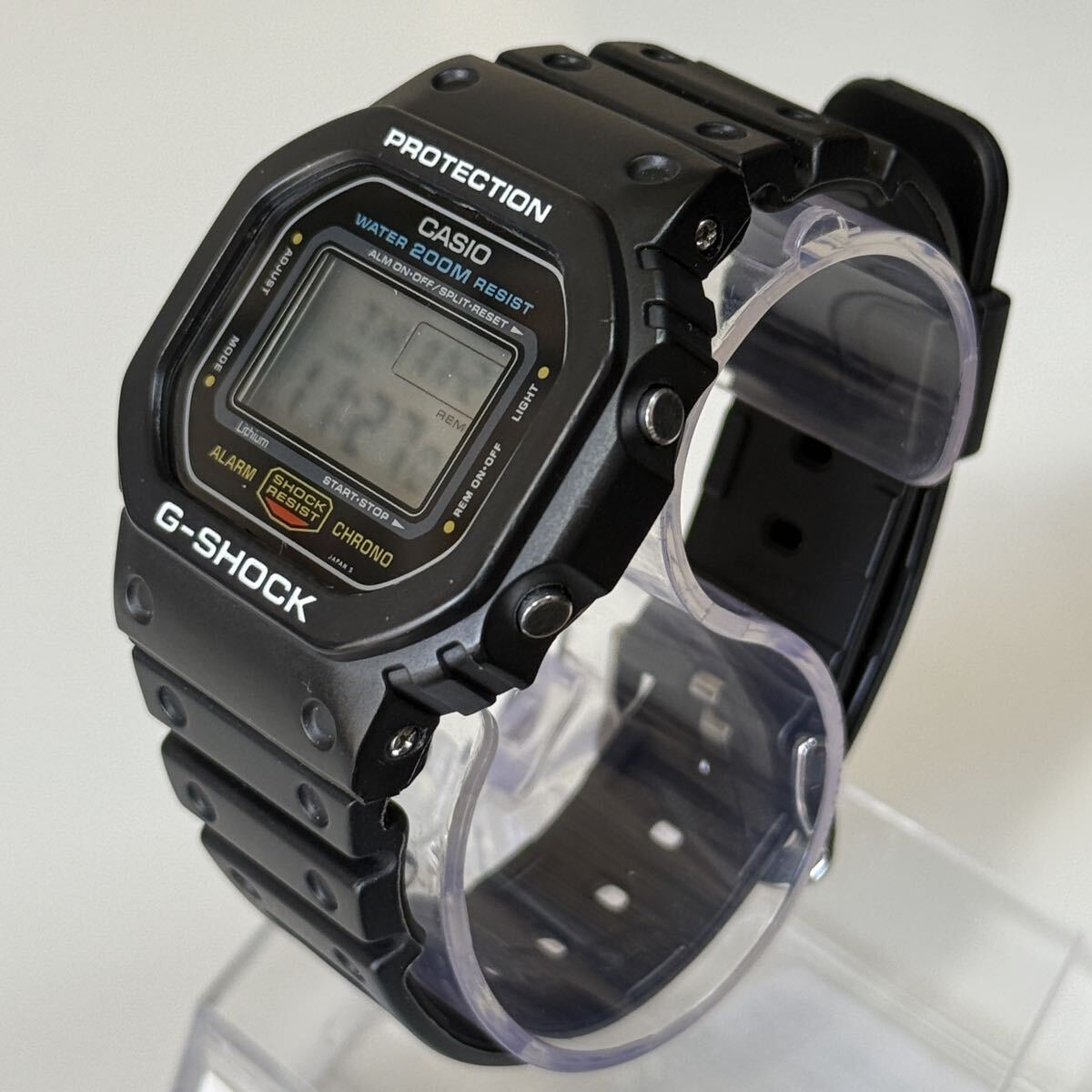 G-SHOCK DW-5600C-1V 691 海外生産スピードキアヌモデル オレンジ豆球 超美品 スクリューバック_画像3