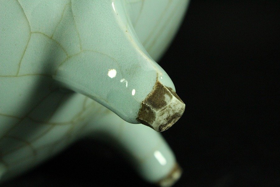 金閣】中国美術 袴腰 三足 青磁香炉 京都旧家蔵 送料無料(XA947)