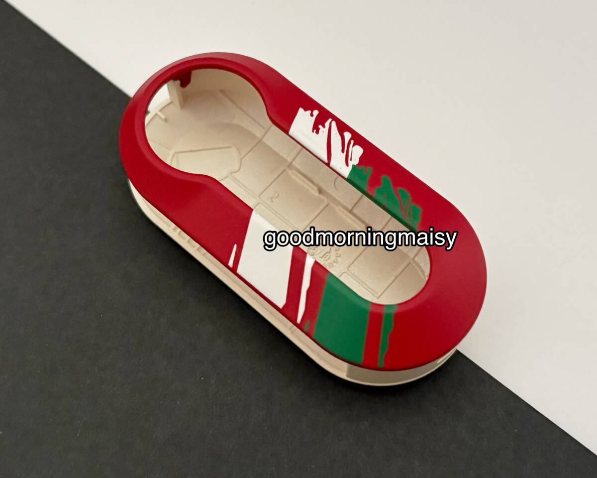 訳あり★純正 イタリア 赤白★フィアット 500 着せかえ キーカバー★フィアット アバルト チンク Fiat500 レッド ホワイト ABARTH 赤 白 緑_画像1