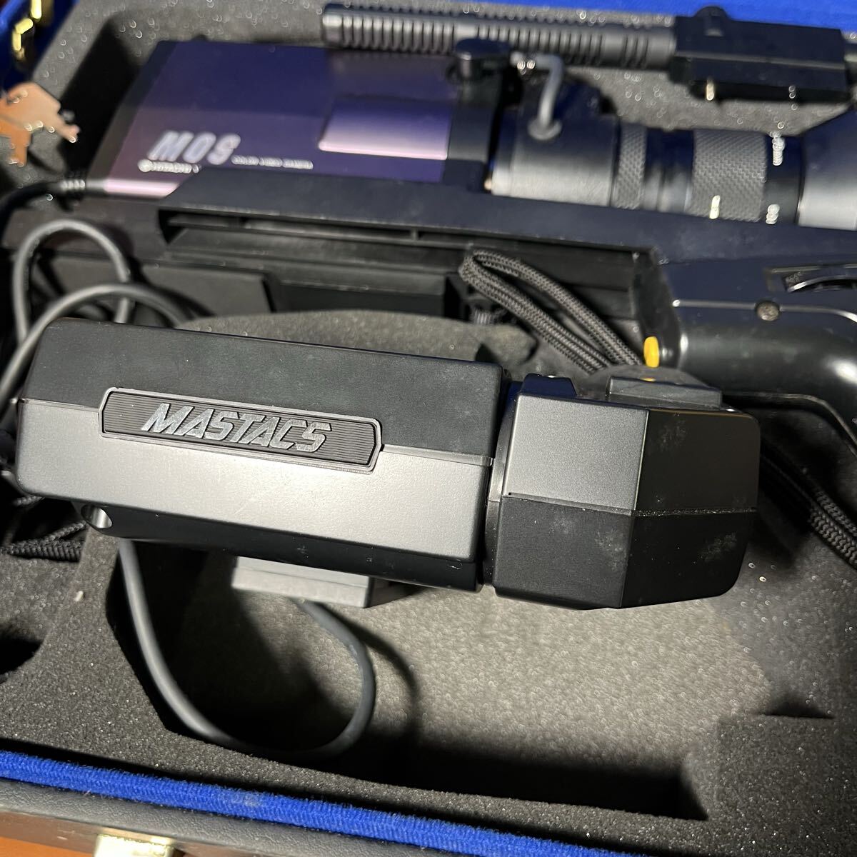 1円〜現状品　当時物 日立製作所製　カラービデオカメラHITACHI VK-C2000 MASTACS COLOR VIDEO CAMERA MOS 日立 VHS デッキ チューナー_画像3