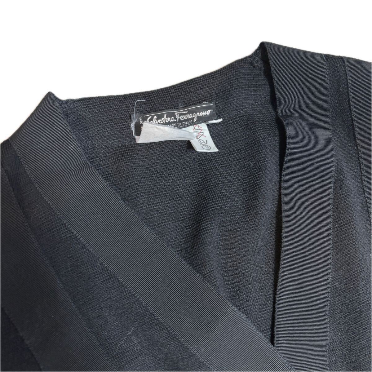 Salvatore Ferragamo Salvatore * Ferragamo MIDI dress б/у одежда vintage Италия черный V шея женский M размер 