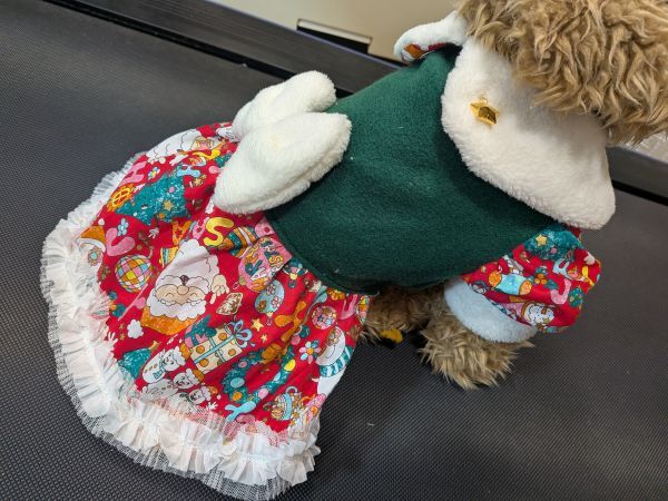 現品のみ★緑フリースに赤クリスマス柄スカートワンピS_画像3