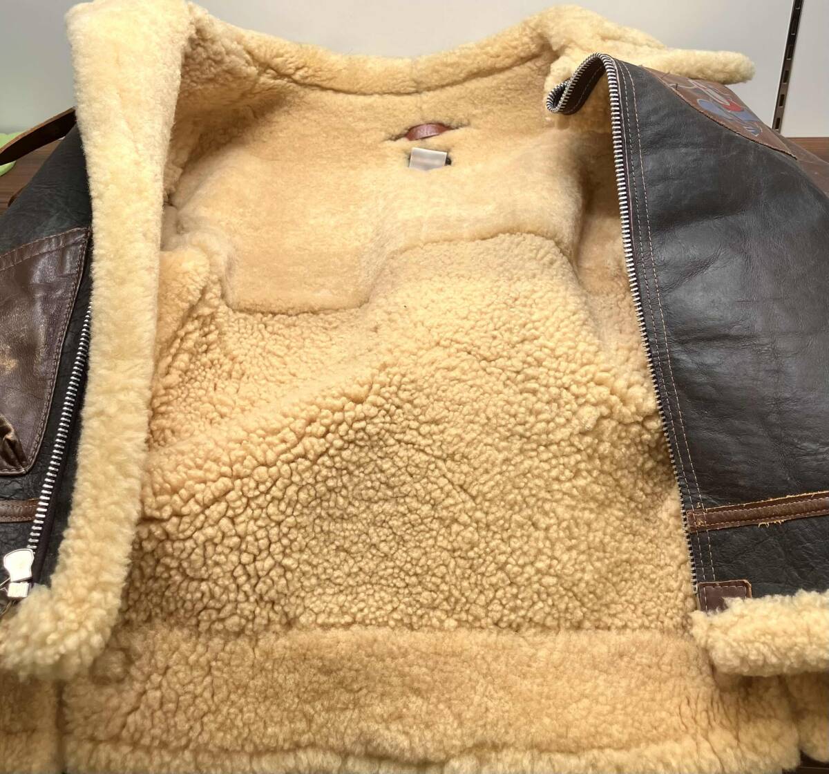 ★AVIREX アヴィレックス B-3 ムートンジャケット サイズ38 30H-5595_画像4