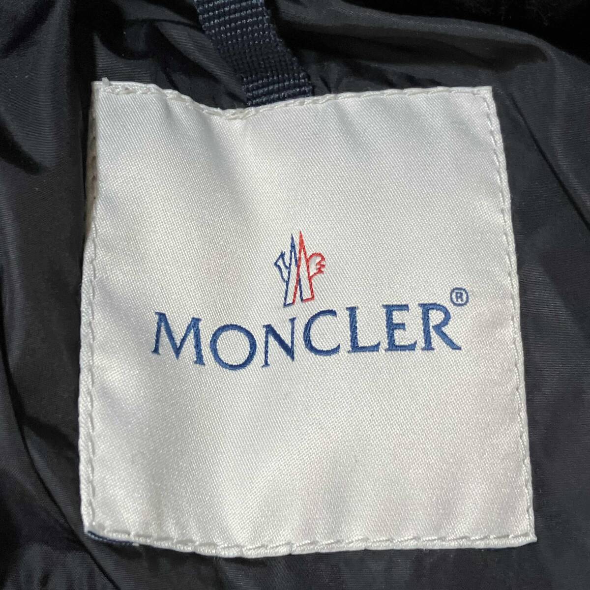 MONCLER / モンクレール / G32-003 / ダウンジャケット / サイズL / ブラック_画像3