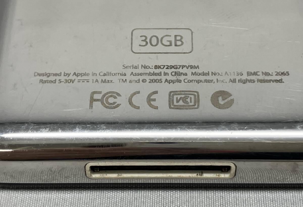 ジャンクC★Apple iPod classic 30GB ブラック 第5.5世代 MA446J/A_画像3
