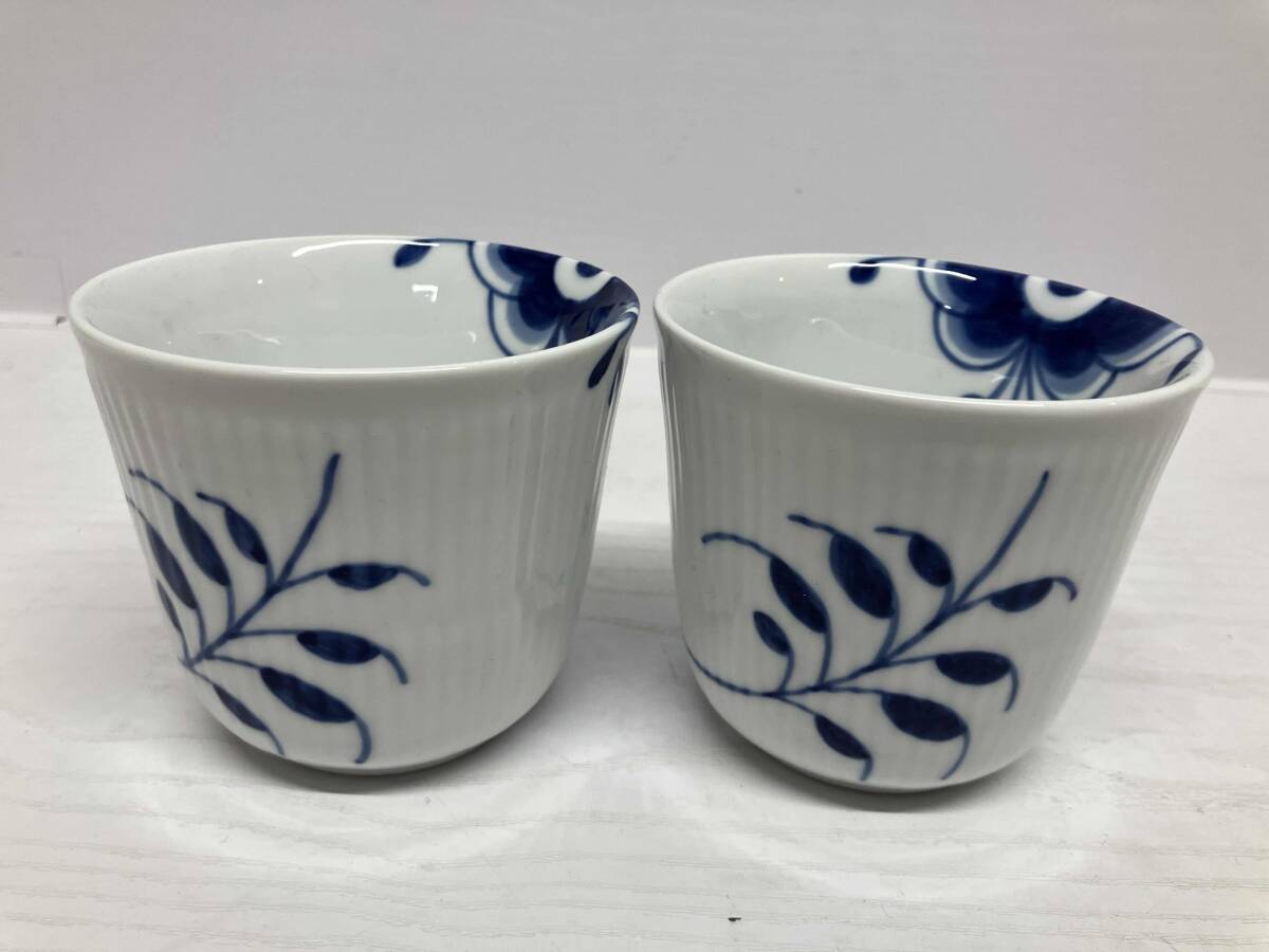 ROYAL COPENHAGEN ロイヤルコペンハーゲン ブルーフルーテッド メガカップ 2個 口径:約9.5cm 高さ:約8.5cm 付属品は画像のものが全てです_画像1