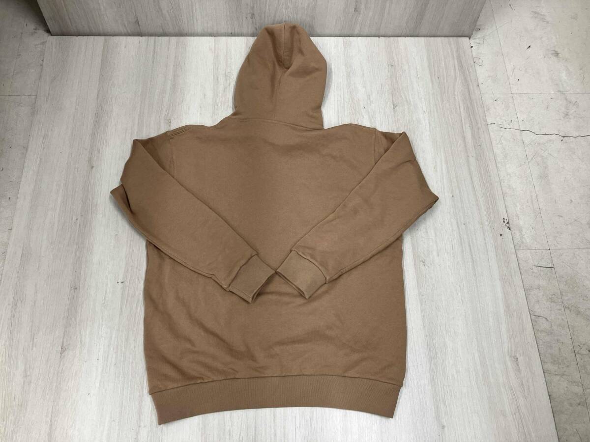 GUCCI ロゴベージュパーカー　サイズM_画像2