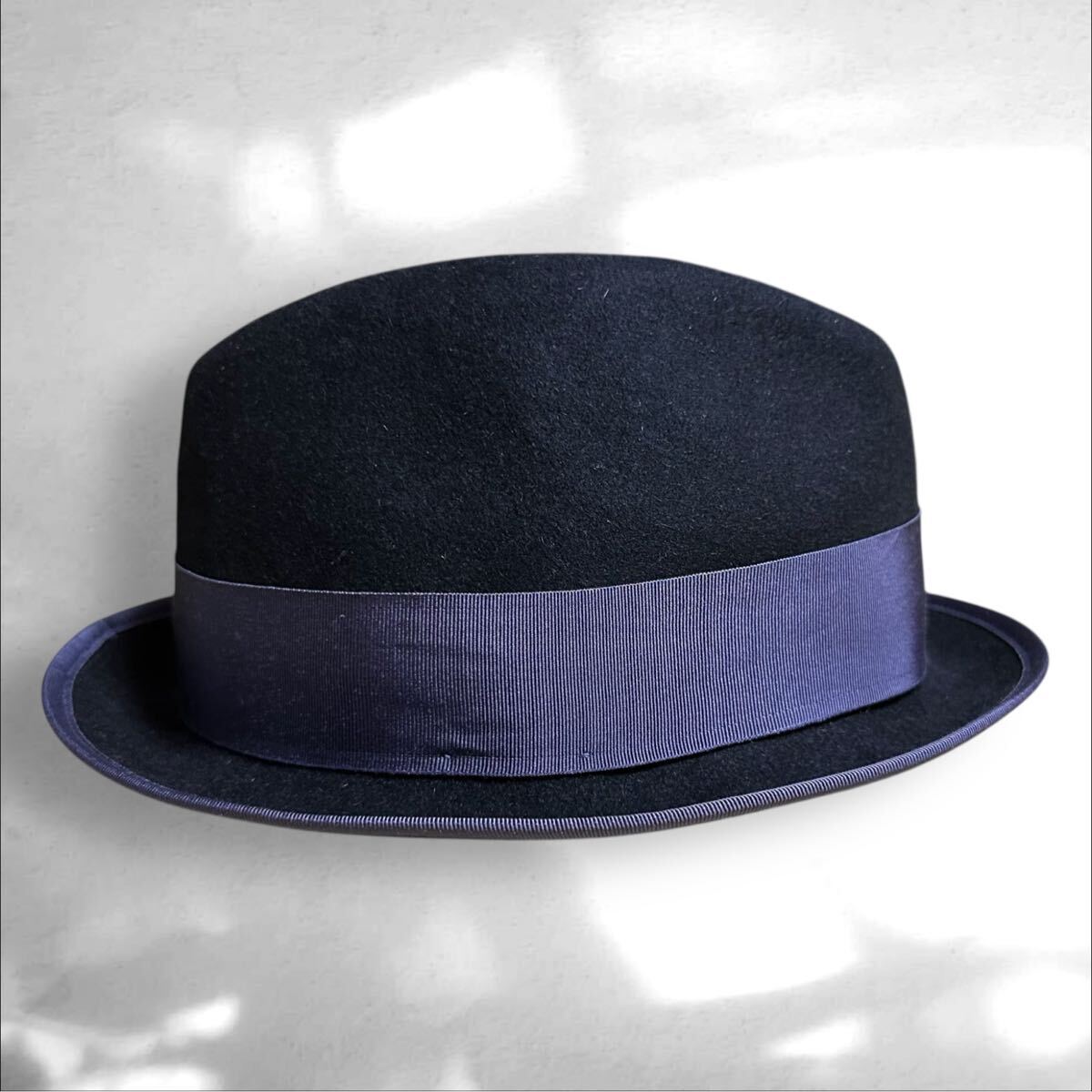 極上　Borsalino ボルサリーノ　ALESSANDRIA イタリア製 ラビットファーフェルト　高級　ブラック　パープルリボン　 中折れハット_画像4