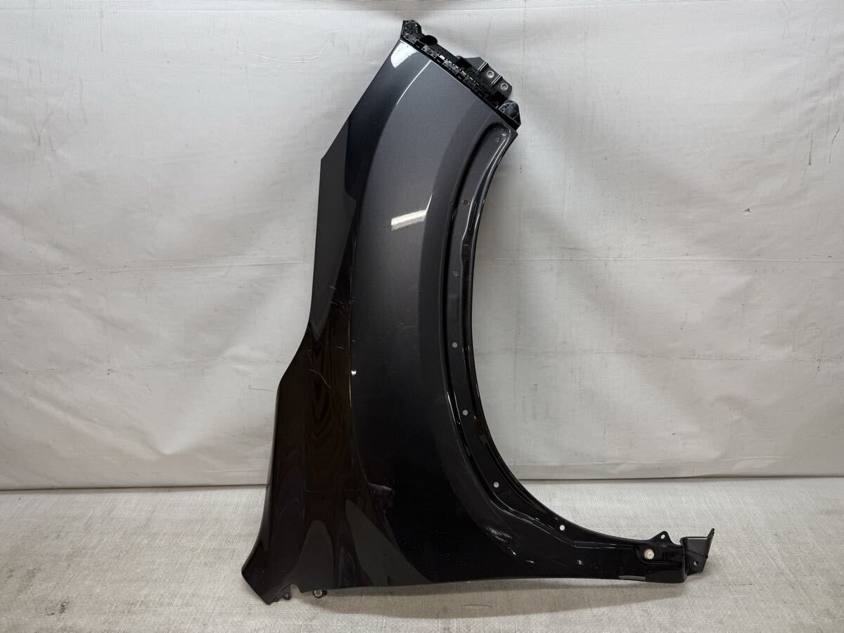  フォレスター SK9 SKE 純正 右 フロント フェンダー _画像1