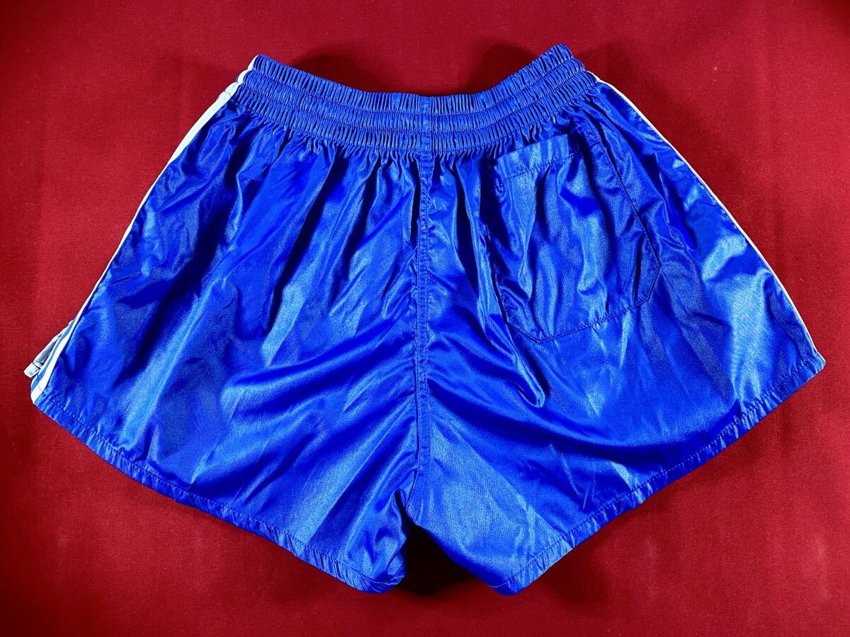 貴重 80’s adidas ナイロン ショート サッカーパンツ M ブルー×ホワイト 西ドイツ アディダス デサント デッドストック ヴィンテージ_画像2