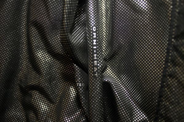 4220*M-L：コロンビア、黒、フード付きダウンジャケット、裏オムニヒート生地、良品_画像6