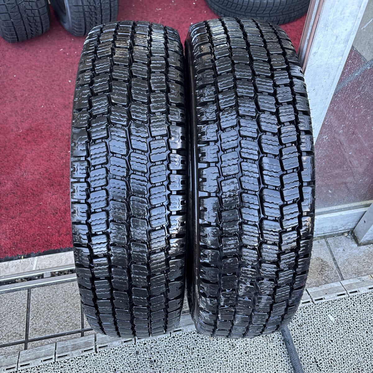 205/70R16 LT ミシュラン ICE GRIP 深溝 中古冬タイヤ 2本:10000円_画像1