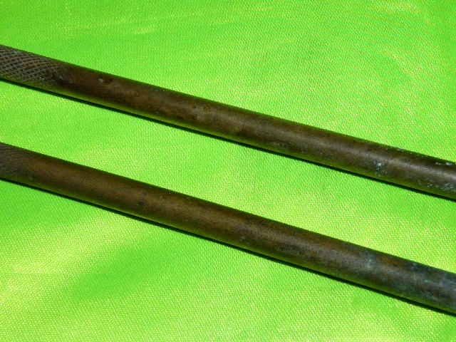 o品名o 昭和レトロ 火箸+灰ならしヘラ 金属製 銅?緑青?感じの錆有り=まとめ売りセット♪古い年代品 古民具 火鉢 囲炉裏 茶道具 骨董 古民家_画像4