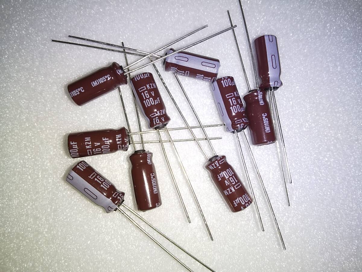 日本ケミコン　高性能・電解コンデンサー　16V　100μF　10個　12_画像1