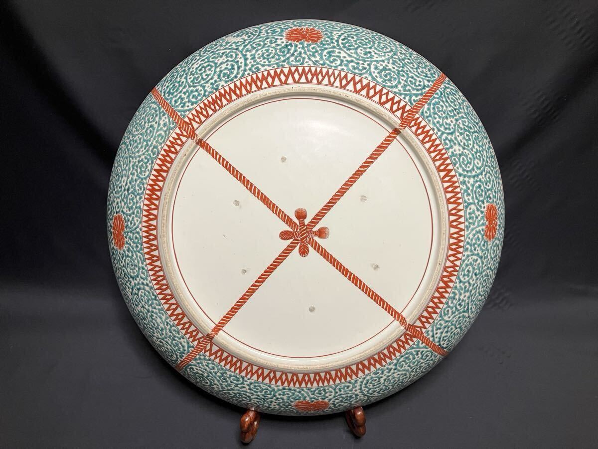 大珍品　江戸期　古伊万里色絵　柿右衛門様式　色絵綱割唐草犬兎菊花蝶文特大飾皿　大皿57cm 古美術品_画像7