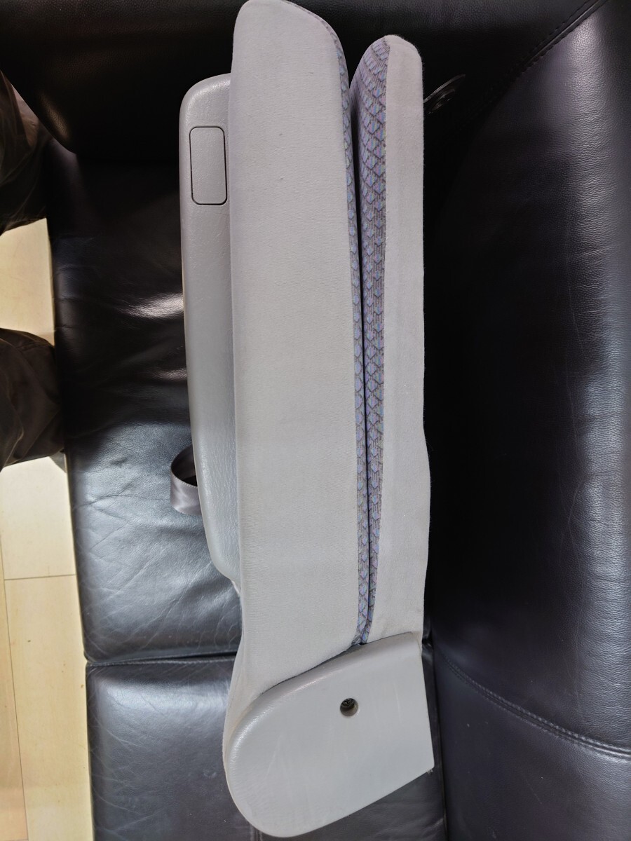 ハイエース　センター　シート　コミューター　_画像3