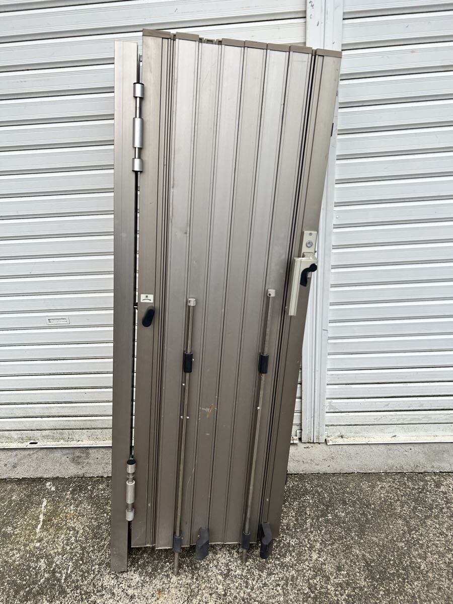 アルミキャスターゲート アコーディオン伸縮門扉 仮設足場資材(最大3.36m)(5650) 岐阜県養老町 _画像9