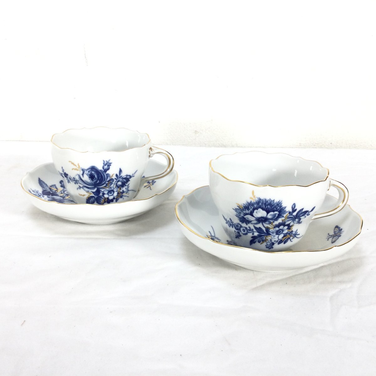 Meissen マイセン ブルーフラワー カップ＆ソーサー 2客セット 青い花 昆虫 金彩 洋食器 ドイツ_画像1