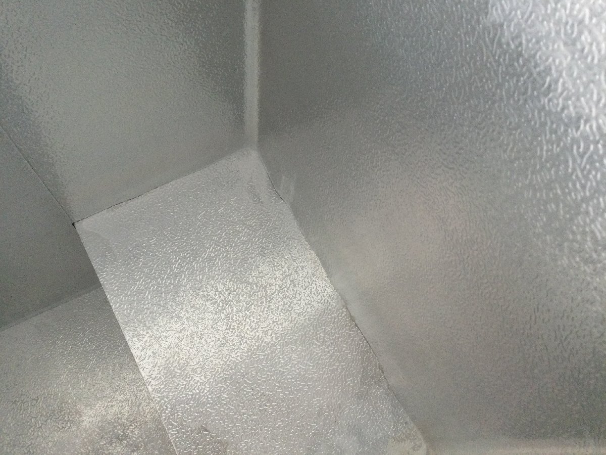 アイリスオーヤマ 冷凍庫 ICSD-10A-W 100L 上開き ノンフロン チェストフリーザー 温度調節6段階 ホワイト 質量26kg 2020年製_画像8