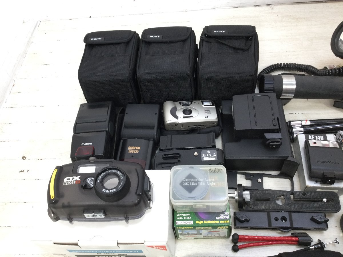 【ジャンク】 カメラアクセサリー sony nikon kenko オリンパス レンズフィルター レンズフード カメラバッグ_画像2