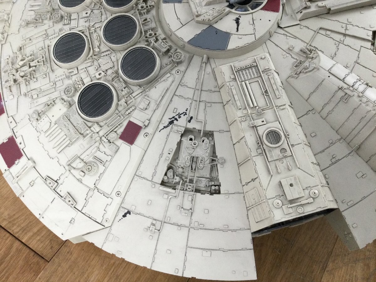 DeAGOSTINI デアゴスティーニ STAR WARS スター・ウォーズ 1/43 ミレニアムファルコン 模型 【直接引取限定/配送不可】_画像3