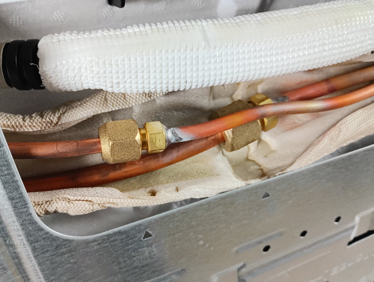 FUJITSU 富士通 ルームエアコン nocria ノクリア AS-J222M-W AO-J222M 2022年製 冷房能力2.2kw 空調機器_画像4