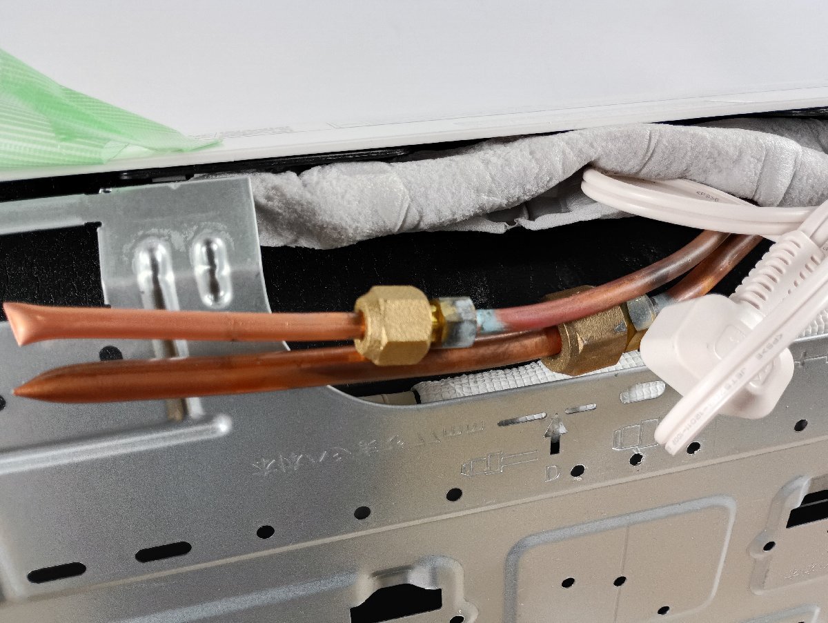 TOSHIBA 東芝 ルームエアコン RAS-K221M(W) RAS-K221MA 2023年製 冷房能力2.2kw 空調機器_画像3