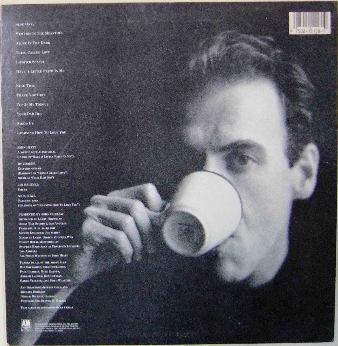 John Hiatt / Bring The Family / '87US A&M Records / EMW Pressing / 初盤オリジナル / feat. Ry Cooder, Nick Lowe, Jim Keltner_画像2