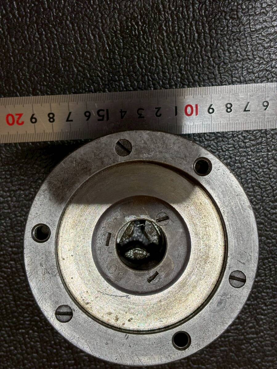 メーカー不明 スクロールチャック 高さ:約600㎜ 直径:約110㎜ 重量:約3.1㎏ 3つ爪 Scroll Chuck ※ハンドル無し(へ711) _画像5