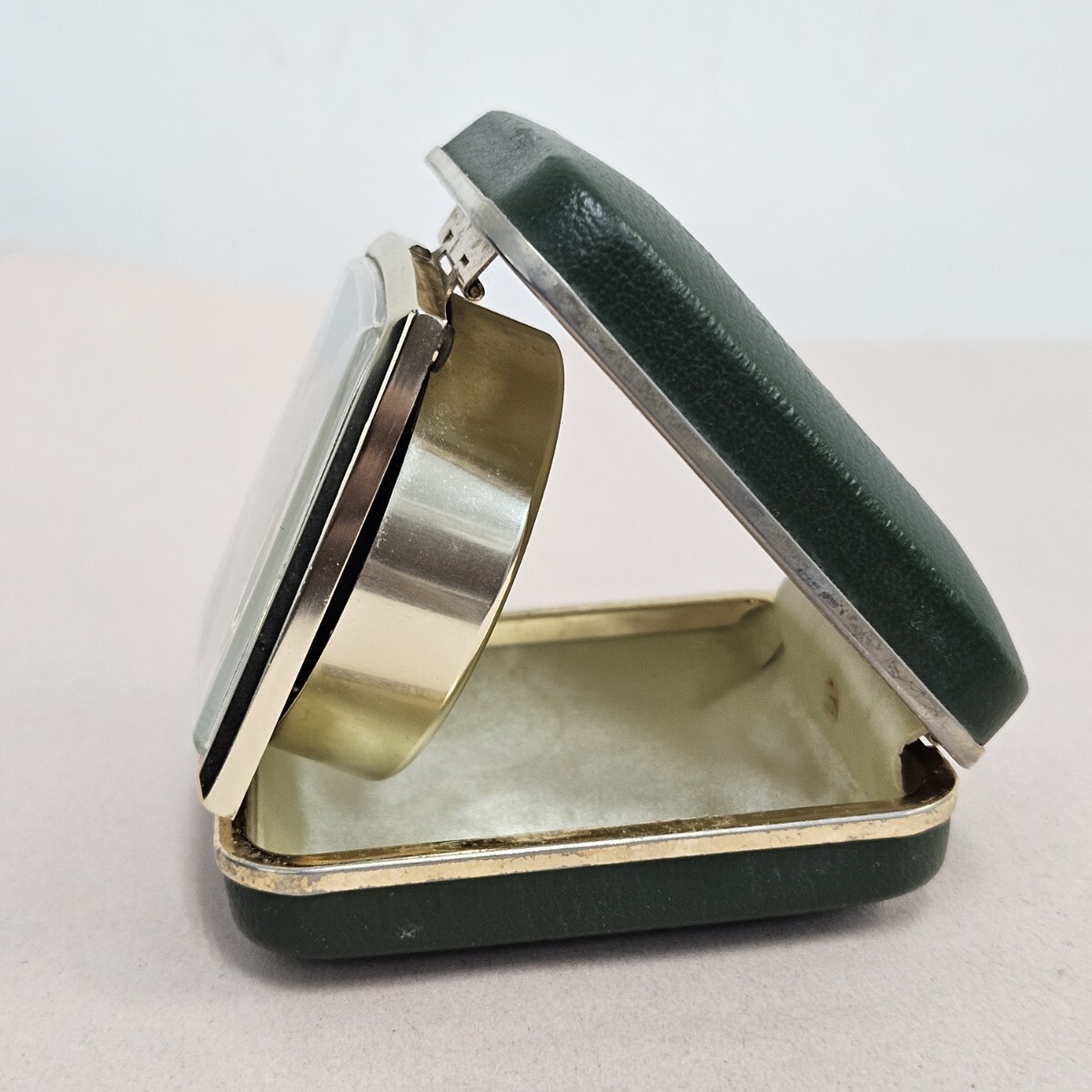 SEIKO トラベルクロック 目覚まし時計 置時計 昭和レトロ 手巻き 【No.4180】_画像3