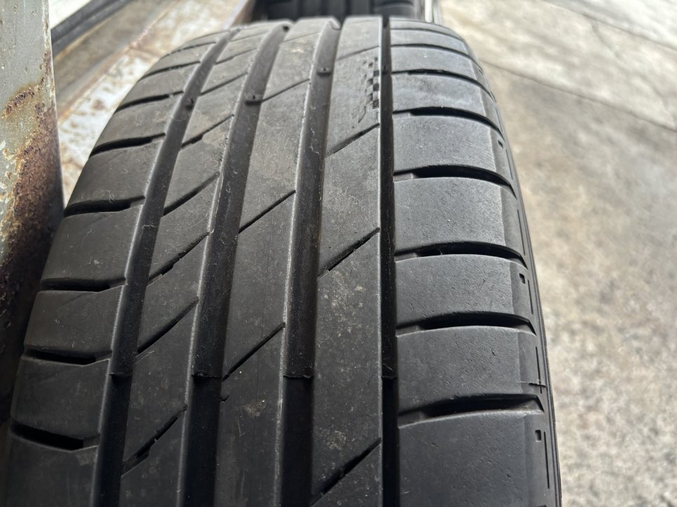 CX-3 タイヤホイール４本セット　　215/50ZR18 24年製_画像5