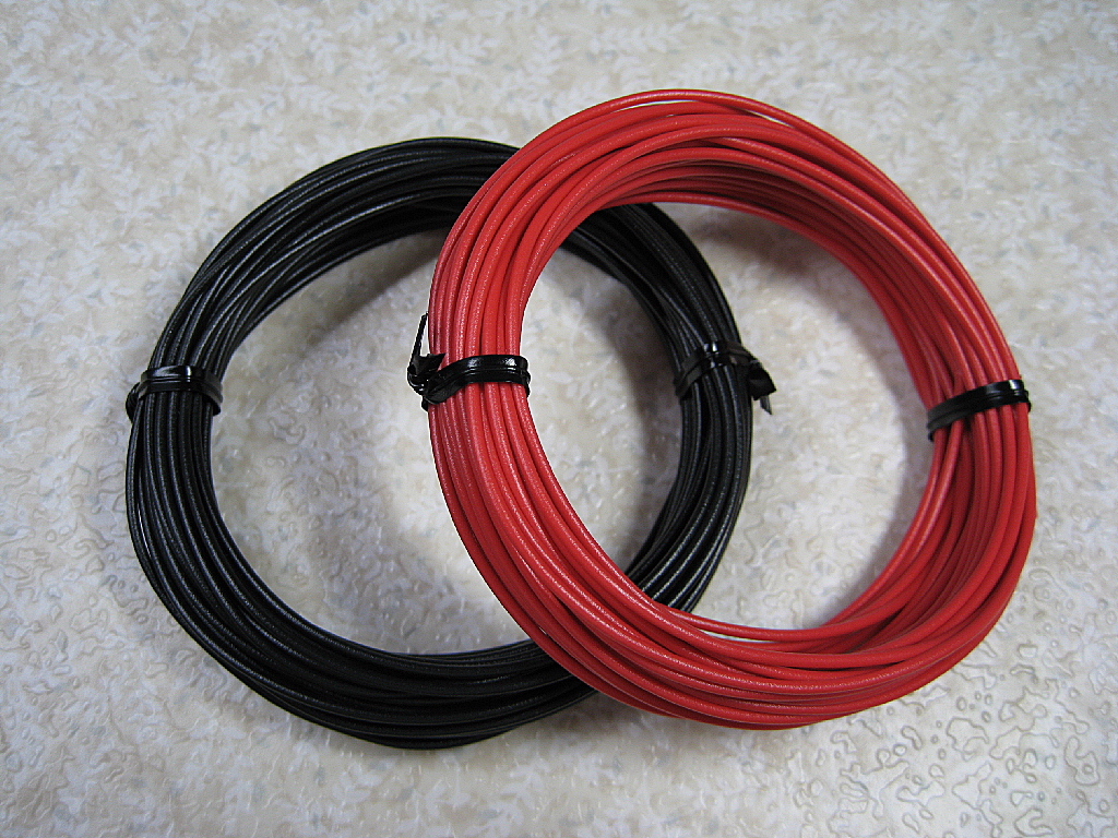 ★自動車用薄肉型低圧電線（AVS-0.3） １０m＝２４０円即決、自動車配線やカーオーディオ配線等に如何ですか？.★_画像1