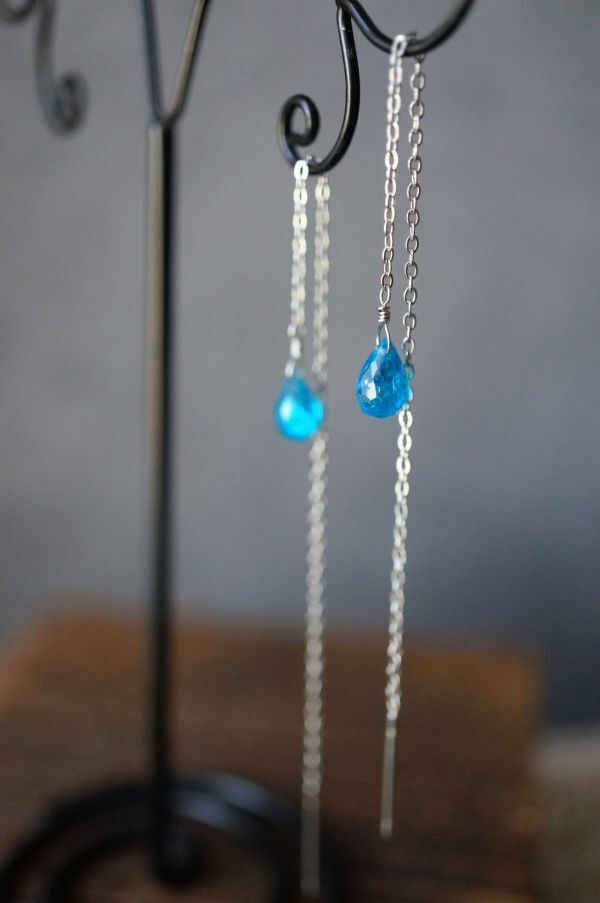 ステンレス アメリカンピアス 312 ネオンブルーアパタイト 金属アレルギー対応金具使用　天然石・パワーストーン_画像1