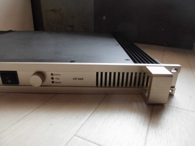  название контейнер Classic Pro CP600 стандартный популярный тип Classic Pro подставка type стерео усилитель мощности CP-600 усилитель мощности дом запись LIVE