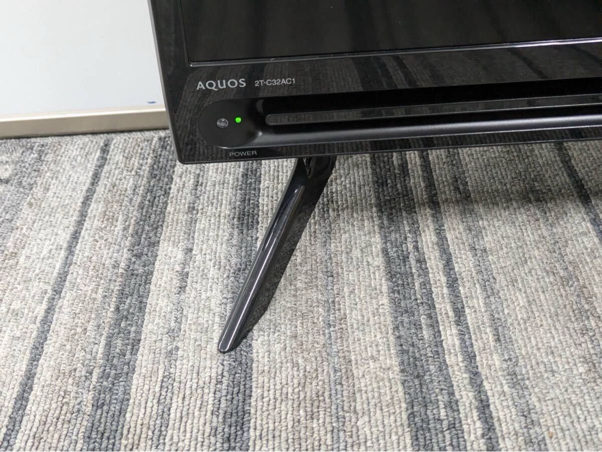 11-24 直接引き取り大歓迎★ SHARP 液晶テレビ 生活家電 家電 シャープ テレビ 引っ越し 液晶カラーテレビ 2T-C32AC1 リモコン付 2023年製_画像2