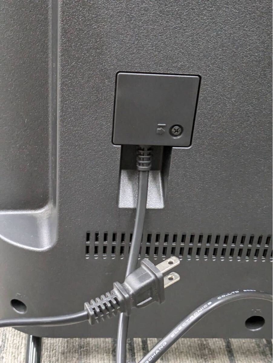 11-24 直接引き取り大歓迎★ SHARP 液晶テレビ 生活家電 家電 シャープ テレビ 引っ越し 液晶カラーテレビ 2T-C32AC1 リモコン付 2023年製_画像7