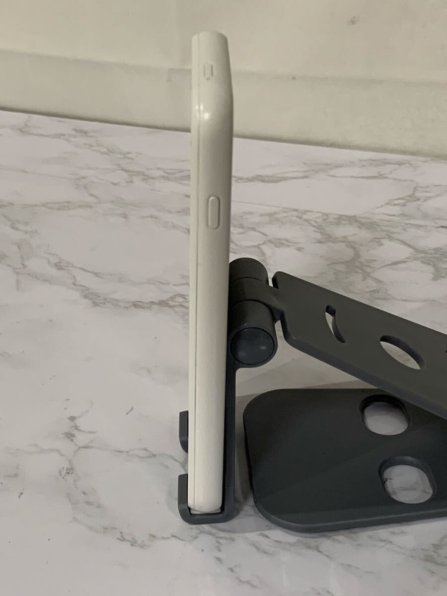 130 【現状品】 Galaxy SCR01 Wi-Fi ホワイト 32GB Wi-Fiルーター　1円〜_画像4