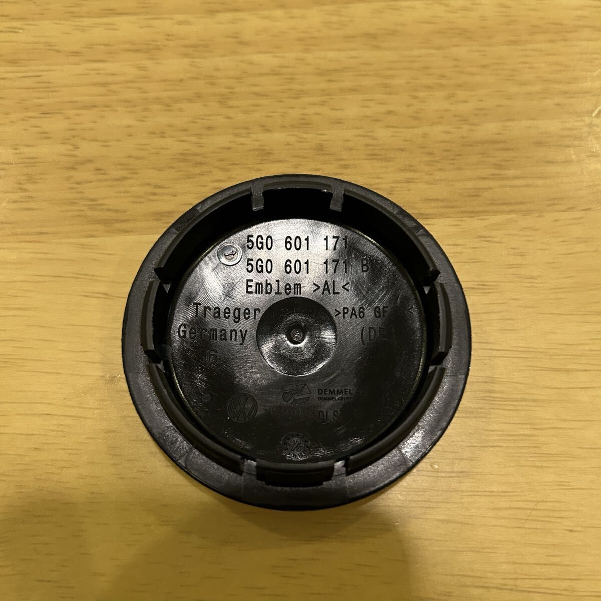 M370 正規品 VW 純正 センターキャップ 4個 外径66mm 5G0601171_画像3