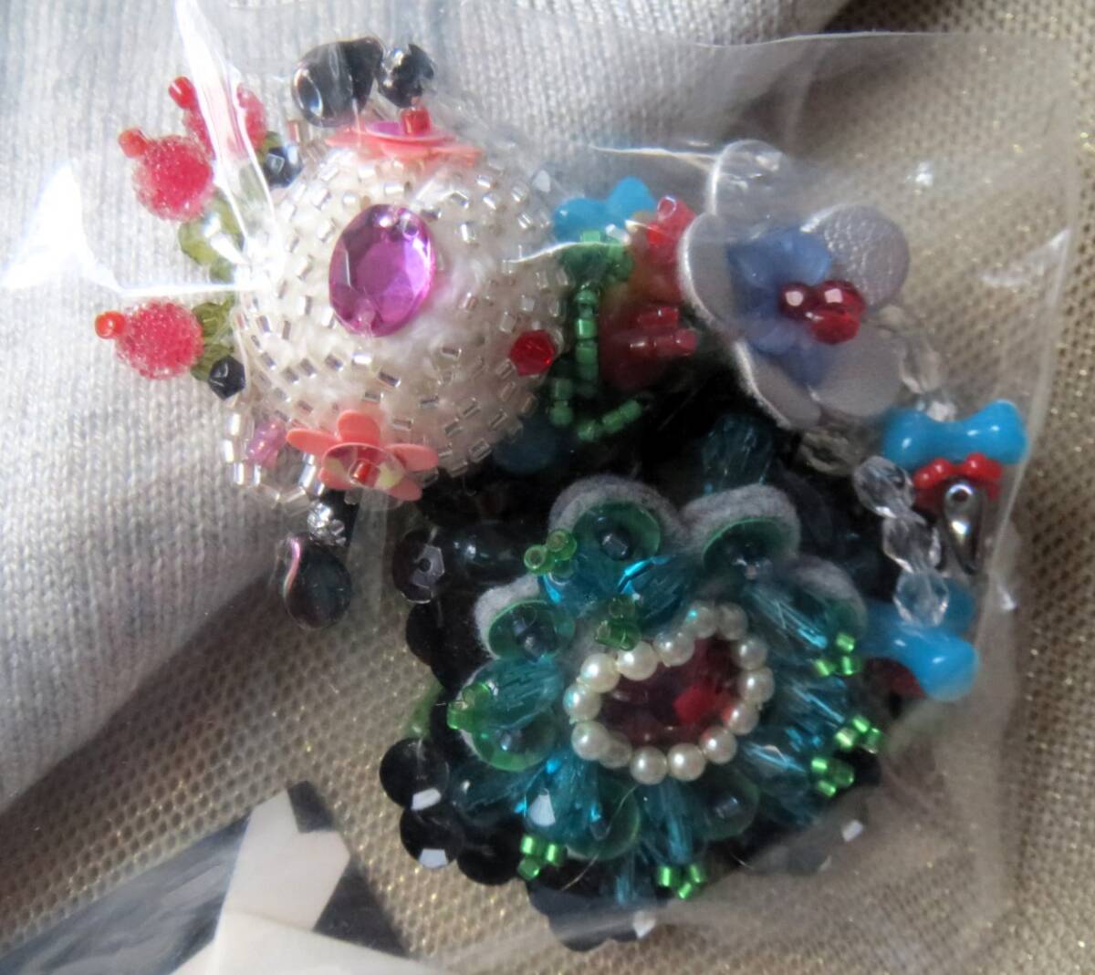 700★新品★アルベロベロ ALBEROBELLO★ブローチ付き★上質素材★カーディガンニット★_画像5