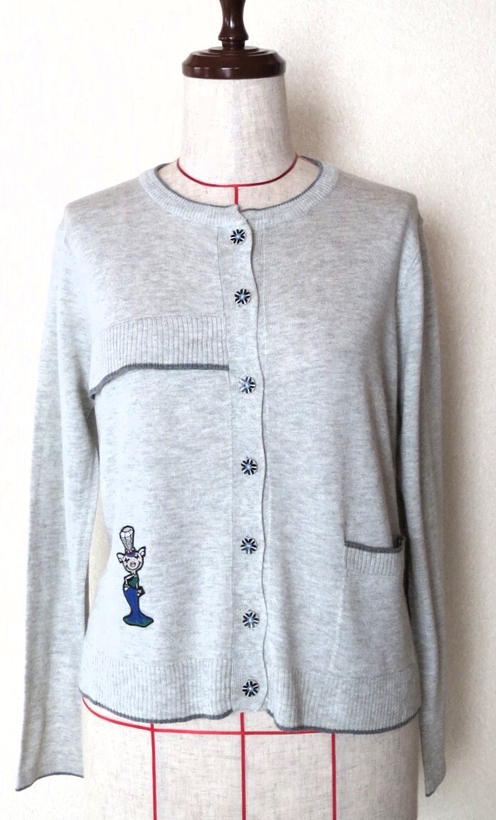 700★新品★アルベロベロ ALBEROBELLO★ブローチ付き★上質素材★カーディガンニット★_画像1