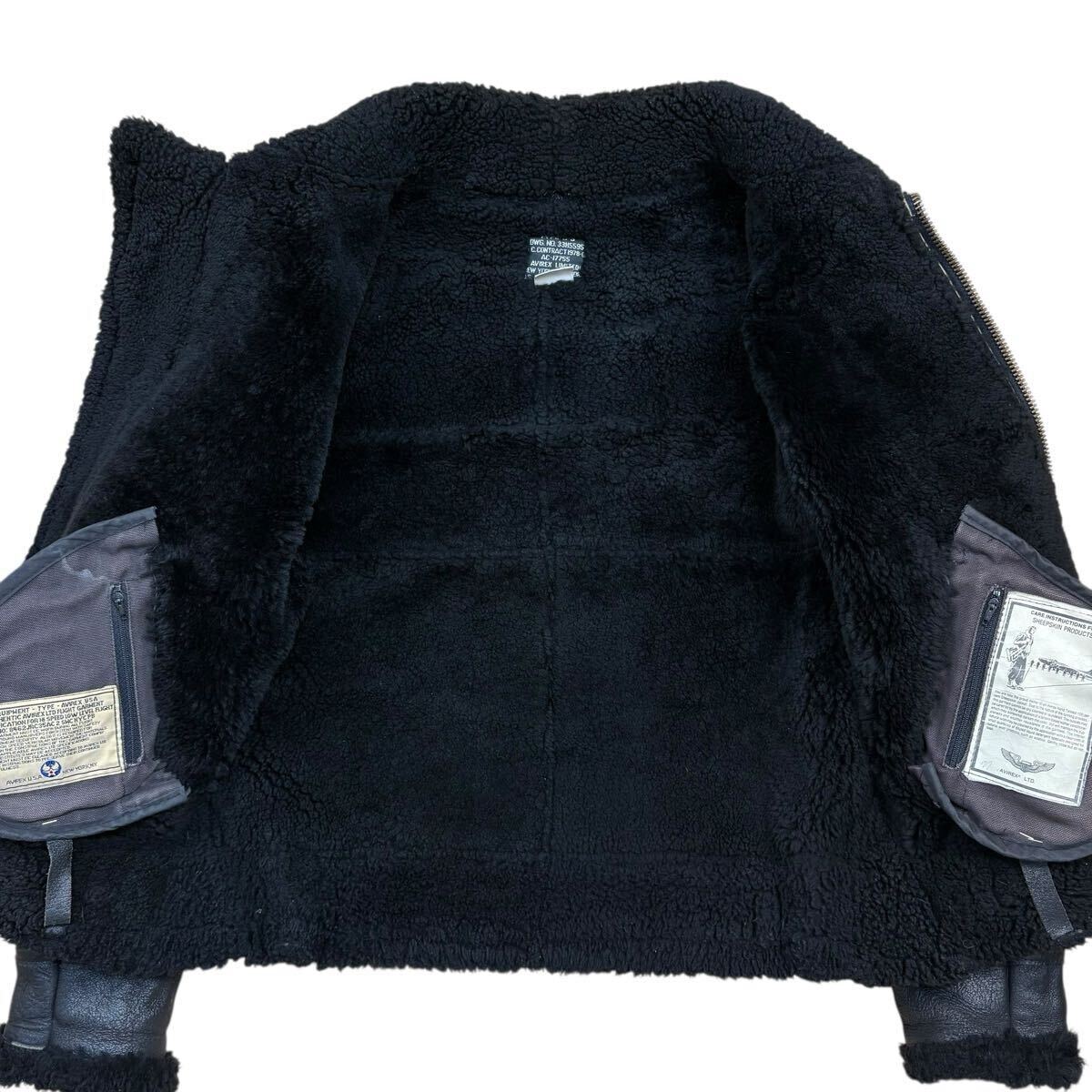 【希少デザイン!!!】AVIREX アヴィレックス B-3 ムートンジャケット フライトジャケット ワッペン ラムレザー 羊革 黒 メンズ サイズ36_画像4