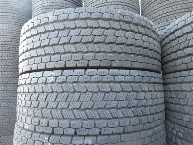 送料無料 スタッドレス 245/70R19.5 ヨコハマ 904W 2024年製 12本セット その5_画像2