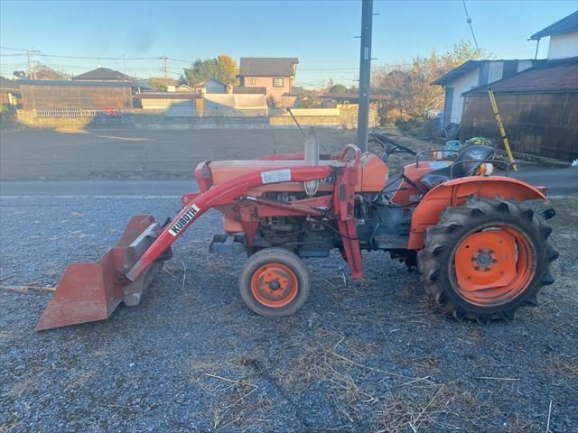 ★クボタ:L2201:トラクター:22馬力:1万円スタート:フロントローダー:バケット:2WD:除雪機:栃木:配送可:L2201:HIKOUSEN_画像4