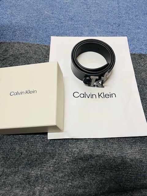 11-33 未使用 Calvin Klein カルバンクライン リバーシブル レザー ベルト ブラック サイズ85 メンズ_画像1