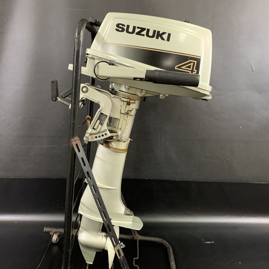 【引取限定/発送不可】SUZUKI 小型船舶用船外機 スズキDT4 型式:00402S 4馬力 ※起動/動作未確認品＊ジャンク品【福岡】_画像2