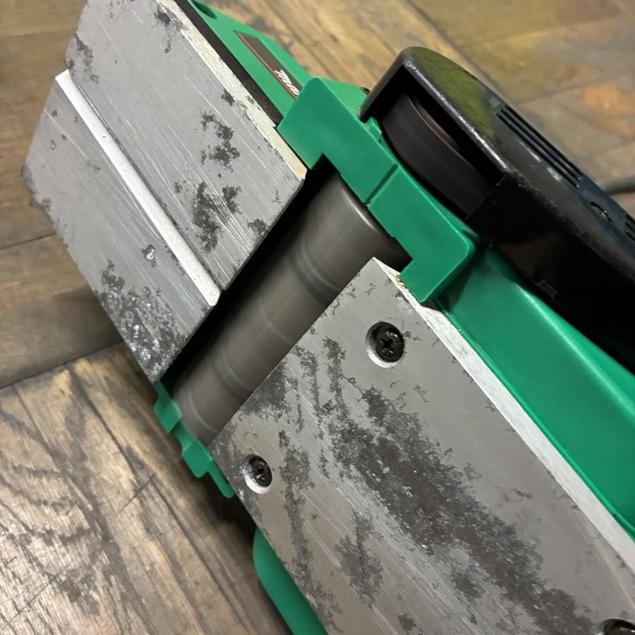 makita M192 マキタ 110mmカンナ 100V 電動かんな 電動カンナ 替刃式 動作/状態説明あり 〆9限＊現状品【福岡】_画像10