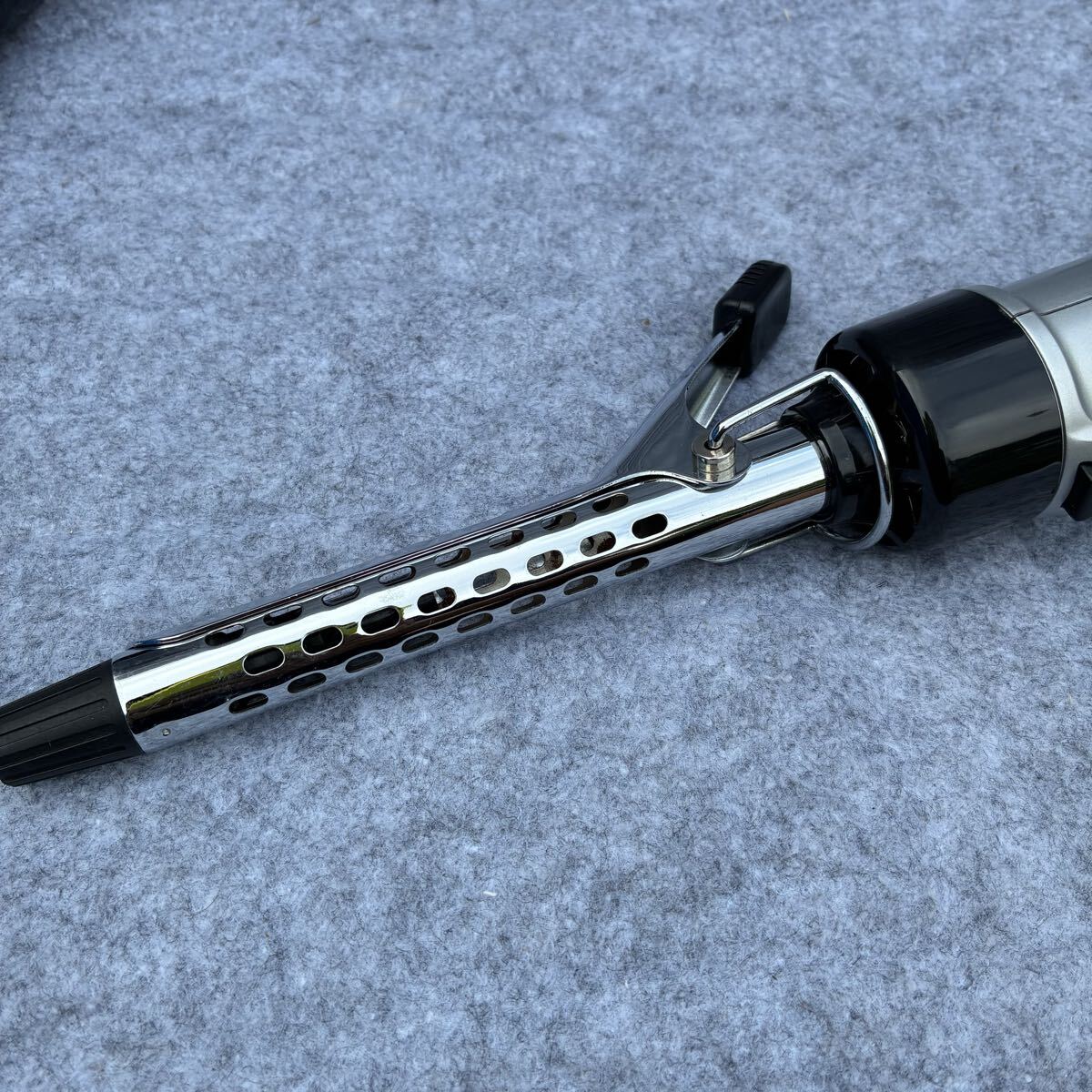 ヴィダルサスーン カールドライヤー VIDAL SASSOON ヘアドライヤー VSC-0601 美品 動作確認済 ロールブラシセット ホットエアーカーラー_画像3