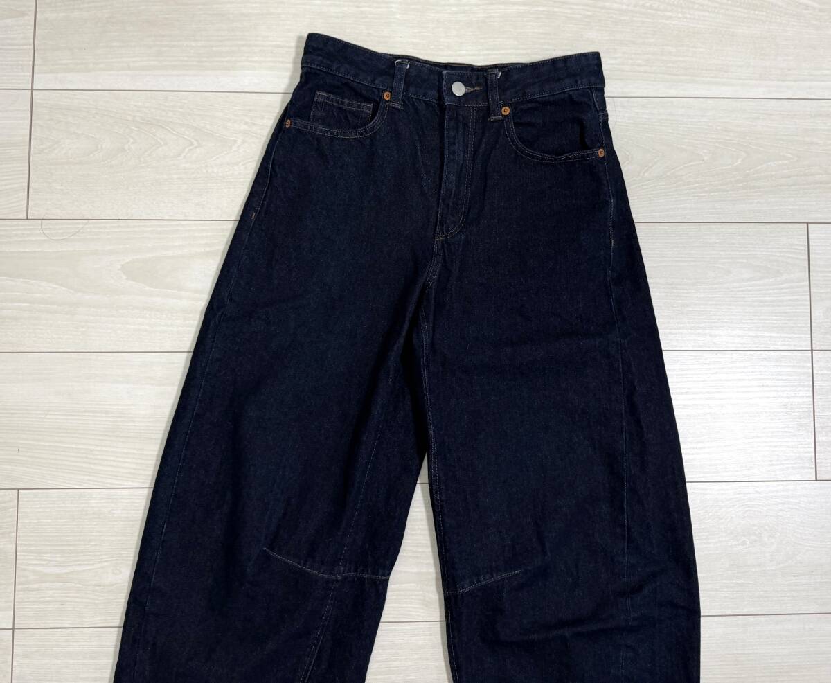 ★ジーユー GU バレルレッグジーンズ デニムパンツ Mサイズ インディゴ★_画像2